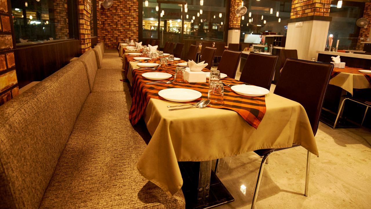 Hotel Golden View Shirdi Eksteriør bilde