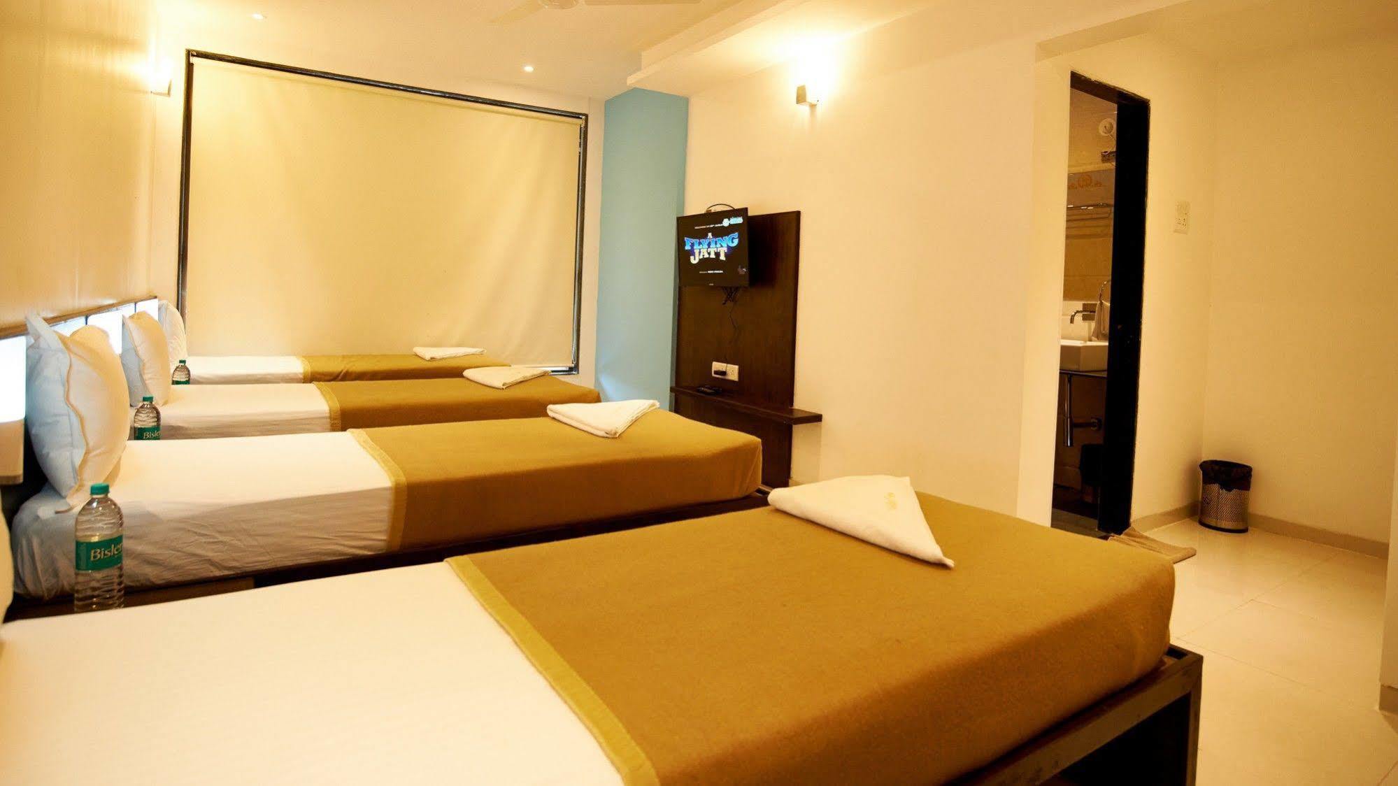 Hotel Golden View Shirdi Eksteriør bilde