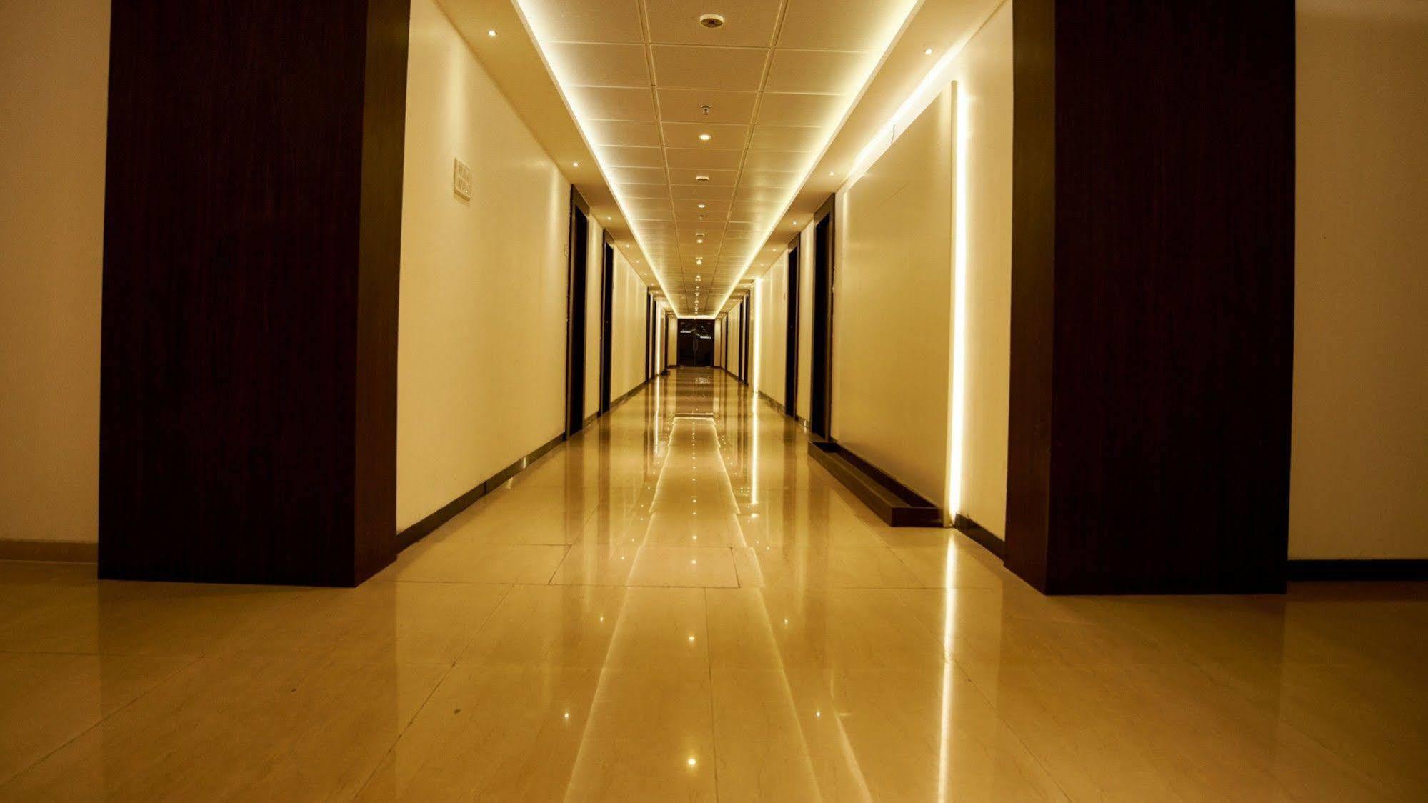 Hotel Golden View Shirdi Eksteriør bilde